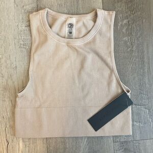 Savvi Fit Koko Crop Top - Size Medium